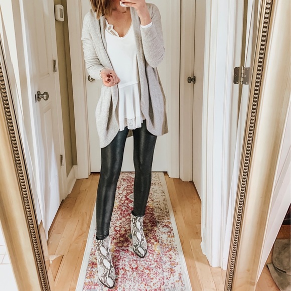 Blondo Emelia Snake Waterproof Chelsea Bootie - Picture 13 of 13